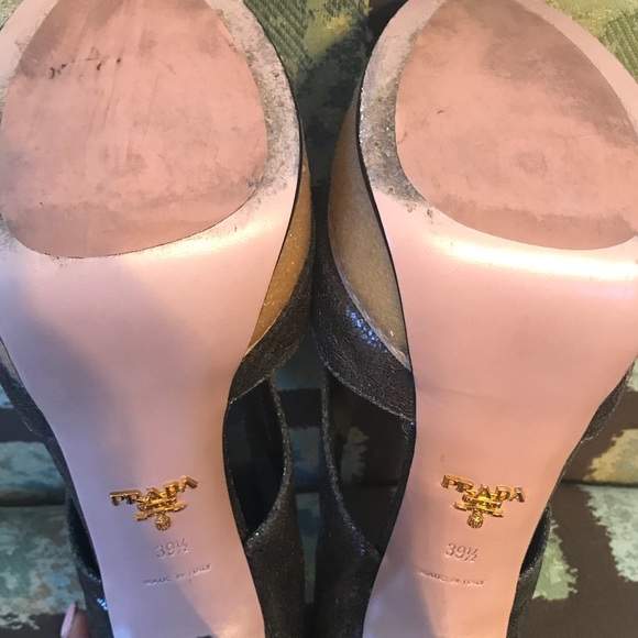 Prada!!!! - Picture 5 of 5